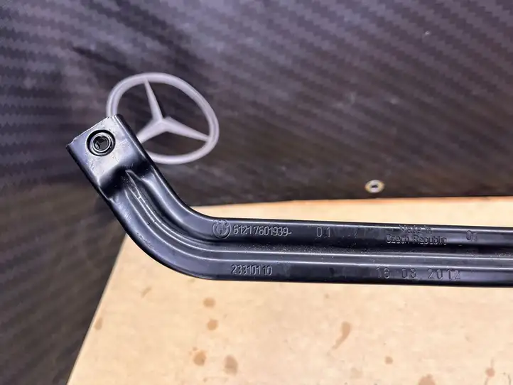 BMW 3 F30 F35 F31 (2012 - 2018) 61217601939 Держатель аккумулятора — фото 3