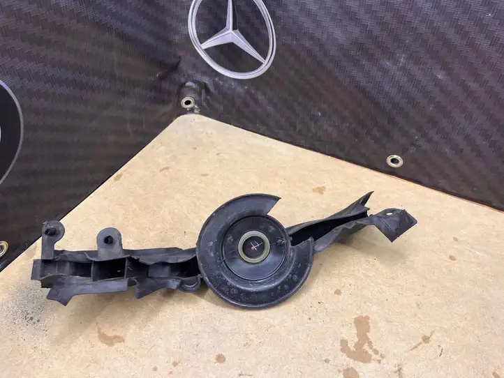 BMW 3 F30 F35 F31 (2012 - 2018) 7255803 Уплотнитель подкапотного пространства — фото 2
