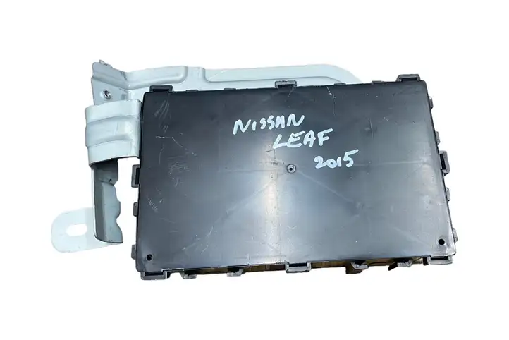 Nissan Leaf I (ZE0) (2010 - 2017) 284B13NF0A Модуль комфорта — фото 2