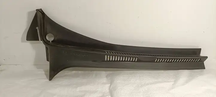 Volkswagen Golf Plus (2004 - 2008) 5M0819404B Жабо стеклоочистителей — фото 2