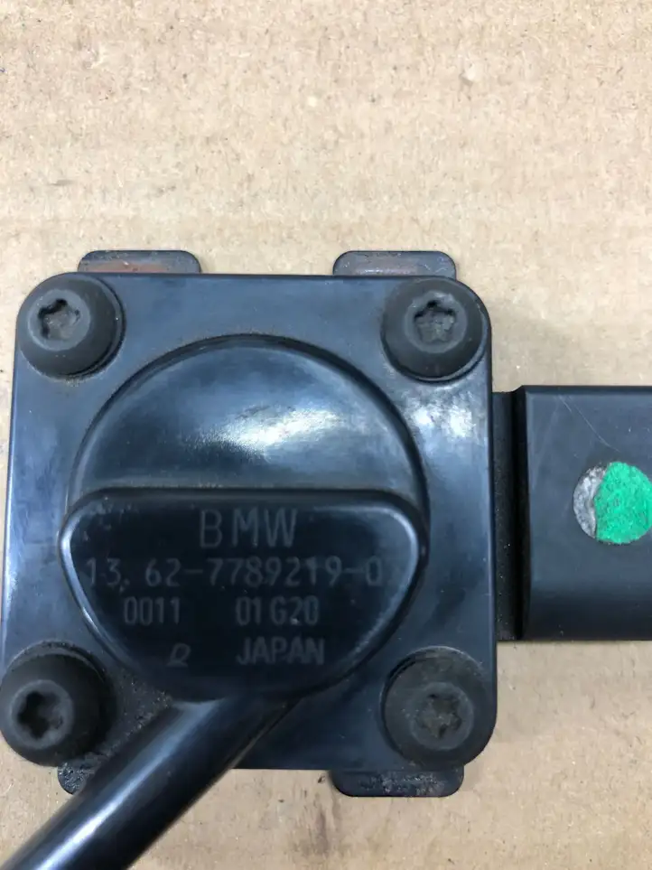 BMW X5 E70 (2006 - 2013) 7789219 Датчик давления выхлопных газов — фото 3