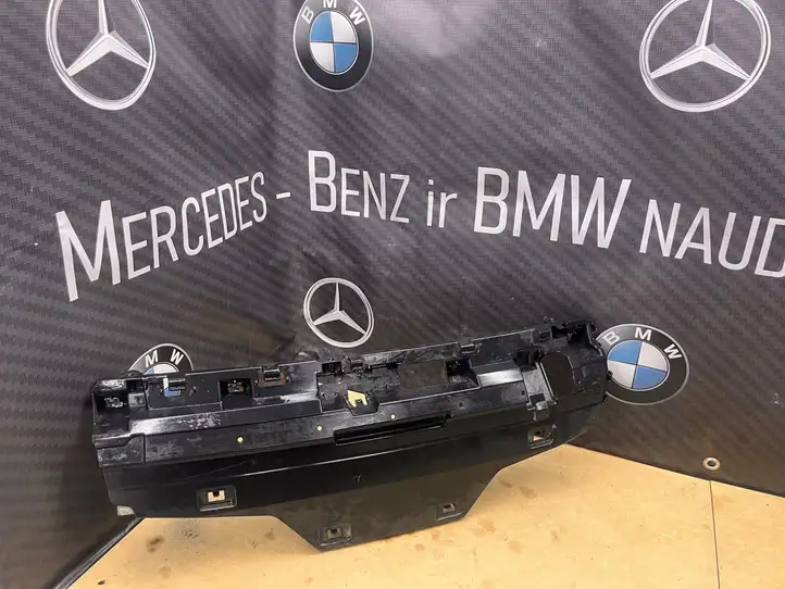 BMW 3 F30 F35 F31 (2012 - 2018) 7256921 Прочие внешние детали — фото 1