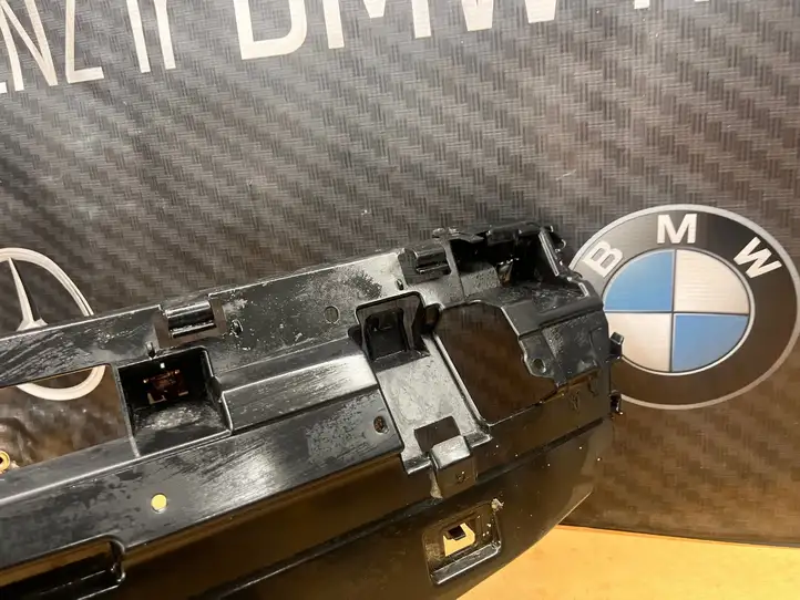 BMW 3 F30 F35 F31 (2012 - 2018) 7256921 Прочие внешние детали — фото 4