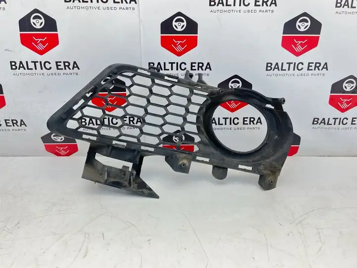BMW 3 F30 F35 F31 (2012 - 2018) 8062632 Решетка противотуманной фары — фото 5