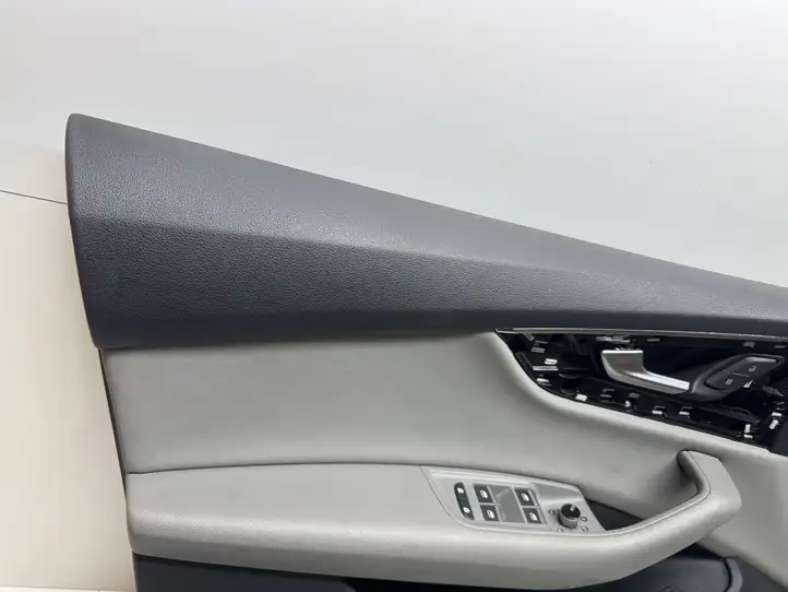 Audi Q8 (2018 - ) 4M8971035BR Прочая отделка передней двери — фото 13