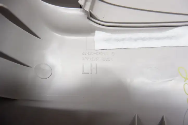 Toyota Highlander XU70 (2019 - ) 730240E020 Верхняя обшивка стойки B — фото 3