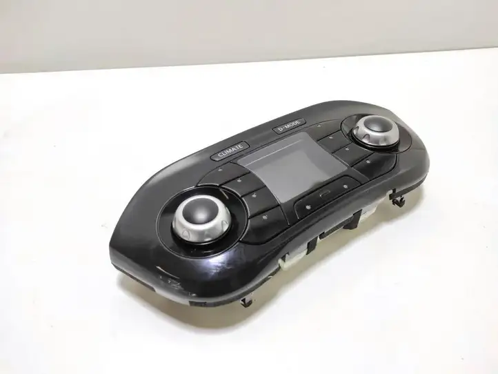 Nissan Juke I F15 (2010 - 2018) 248451KA1B Блок управления кондиционером — фото 4