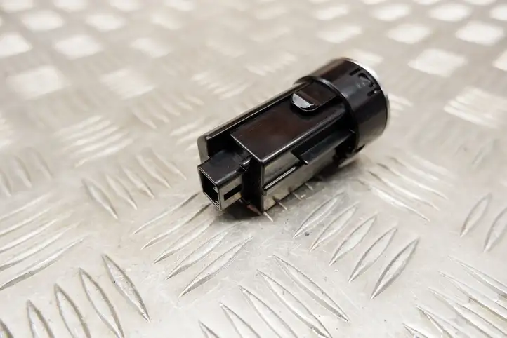 Toyota Highlander XU70 (2019 - ) 2842ATMIMB3 Включатель зажигания и стартера — фото 4