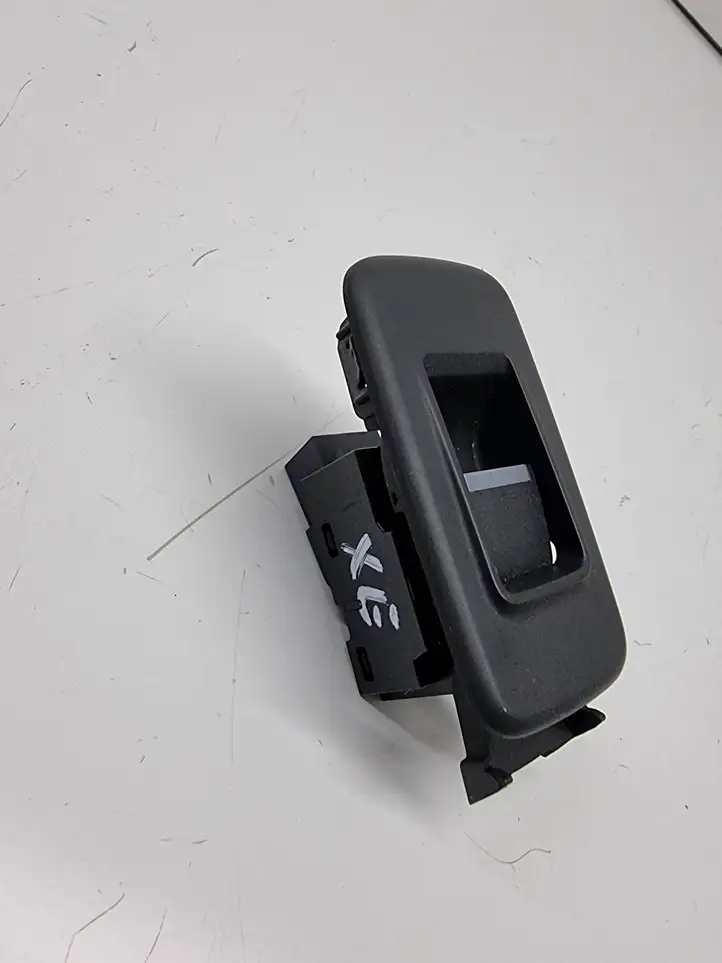 Jaguar XE (2014 - 2019) GX7314717AC Кнопка стеклоподъемников — фото 2