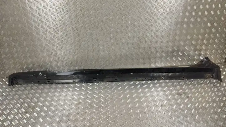 Jaguar XE (2014 - 2019) Порог кузова — фото 4