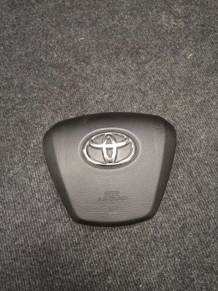 Toyota Avensis T270 (2009 - 2012) Y03636111AEL Подушка безопасности руля — фото 1