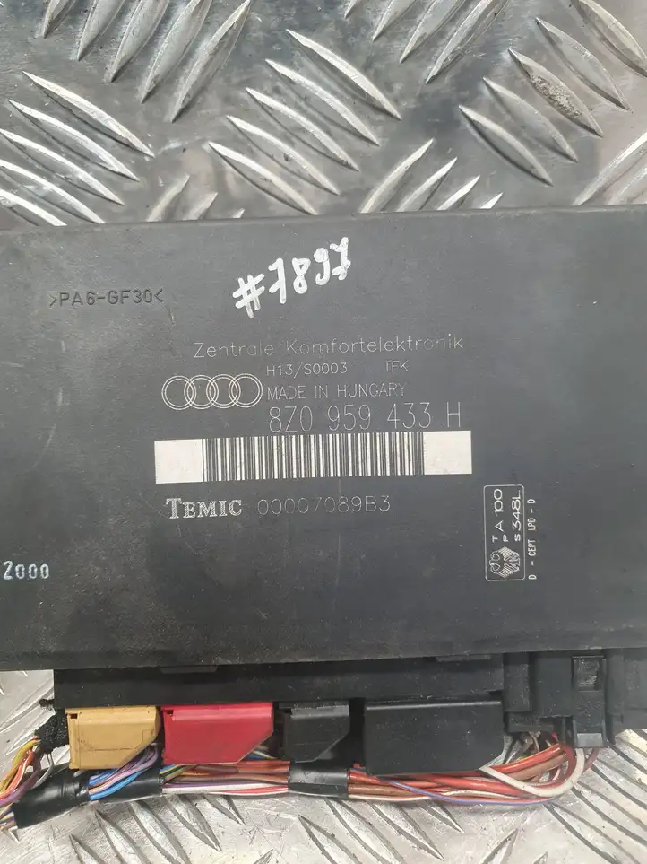 Audi (1999 - 2007) 8Z0959433H Модуль комфорта — фото 5