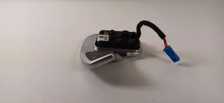 BMW 3 F30 F35 F31 (2012 - 2018) 820969929 Другие включатели / ручки/ переключатели — фото 2