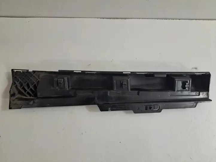 BMW 3 F30 F35 F31 (2012 - 2018) 7256919 Другая часть кузова — фото 5