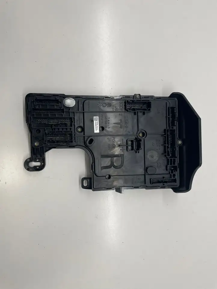 Tesla Model 3 (2017 - 2023) 156745400B Модуль комфорта — фото 1