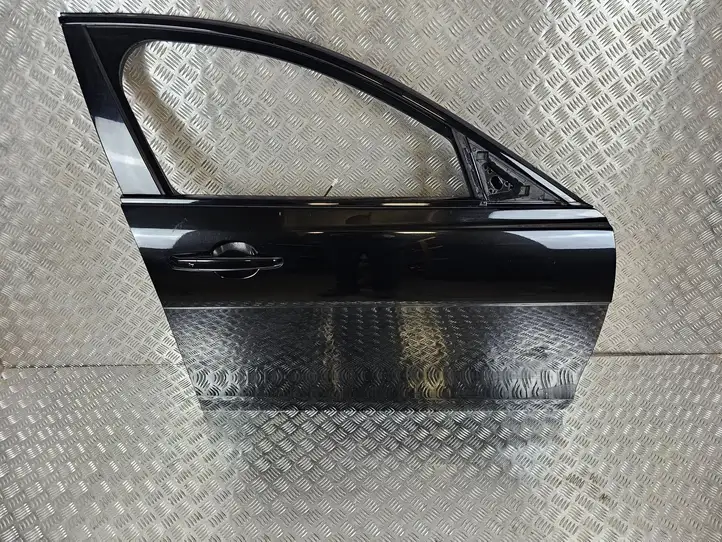Jaguar XE (2014 - 2019) Дверь — фото 1