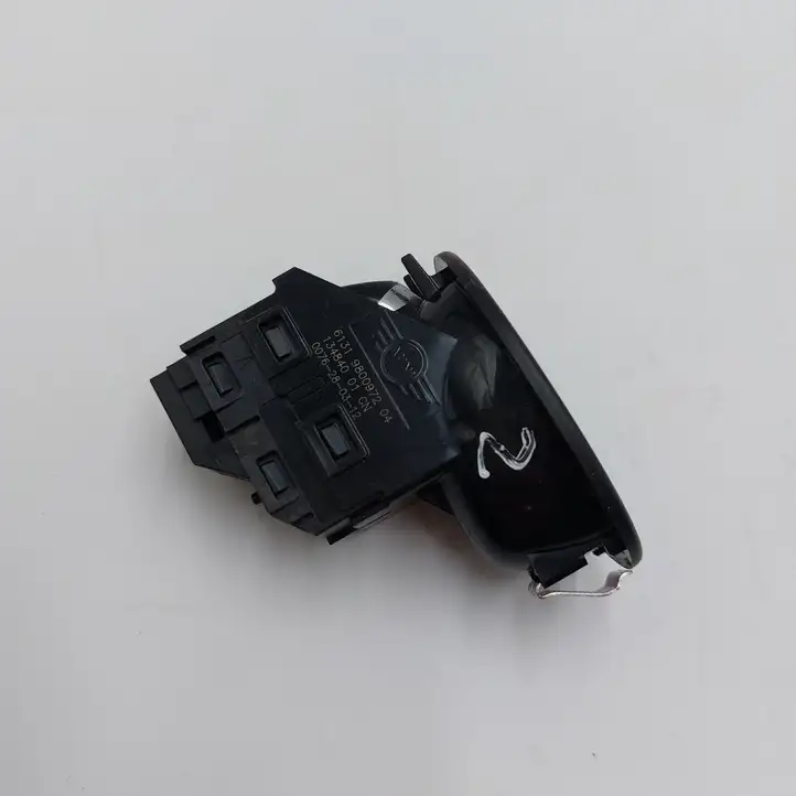 Mini Cooper Countryman R60 (2010 - 2016) 9800972 Блок кнопок стеклоподъемников — фото 2