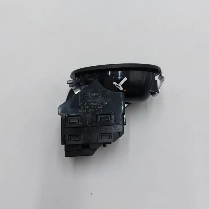 Mini Cooper Countryman R60 (2010 - 2016) 9800972 Блок кнопок стеклоподъемников — фото 3