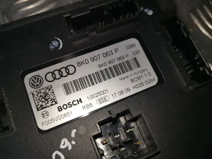 Audi Q5 SQ5 (2008 - 2012) 8K0907063P Модуль комфорта — фото 2