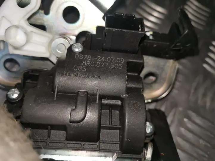 Audi Q5 SQ5 (2008 - 2012) 8R0827505 Замок крышки багажника — фото 4