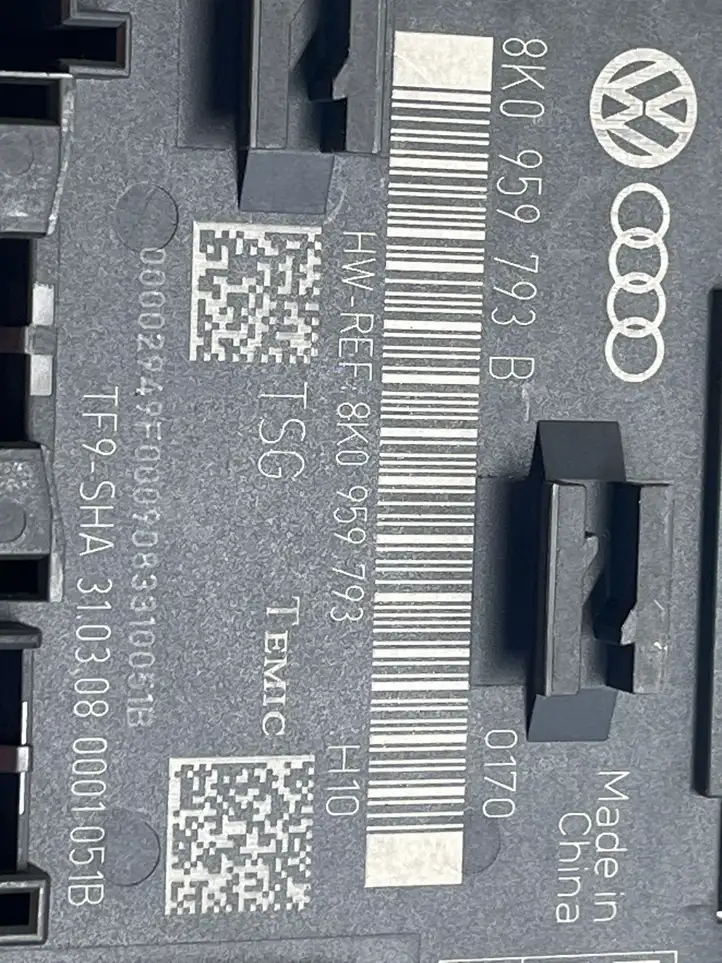 Audi A4 S4 B8 8K (2011 - 2015) 8K0959793 Блок управления дверью — фото 3