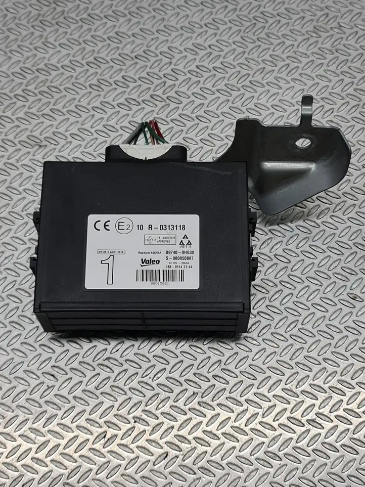Toyota Aygo AB40 (2014 - 2018) 897400H030 Прочие блоки управления — фото 1
