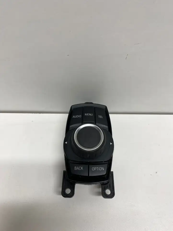 BMW 3 F30 F35 F31 (2012 - 2018) 9381678 Контроллер мультимедийной системы — фото 3