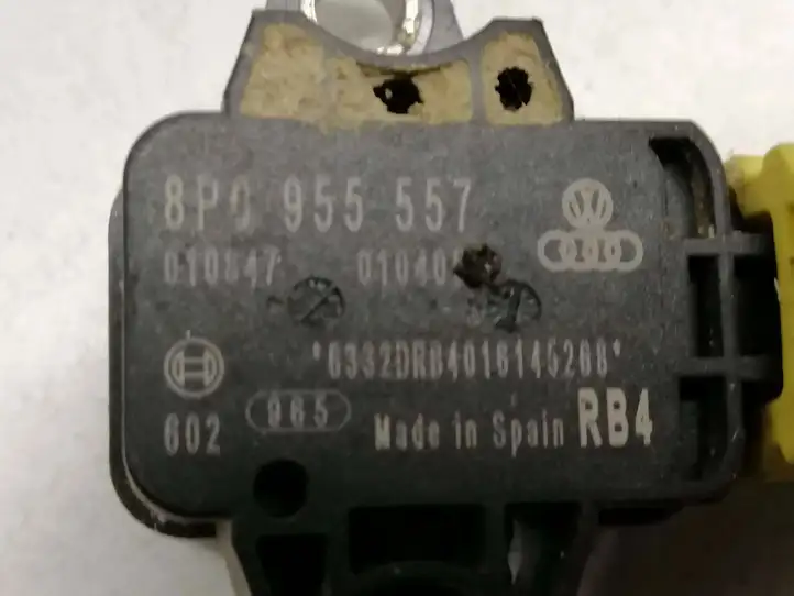 Audi A4 S4 B6 8E 8H (2000 - 2006) 8P0955557 Датчик удара SRS — фото 1