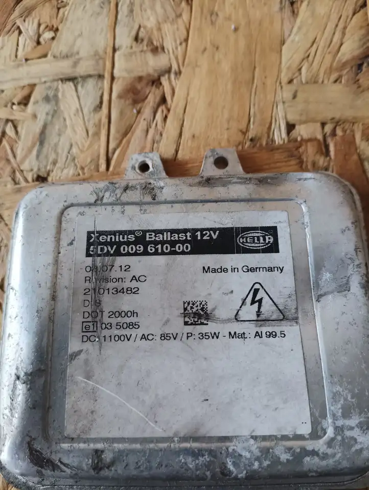 BMW X6 E71 (2008 - 2014) 21013482 Блок розжига ксенона — фото 3