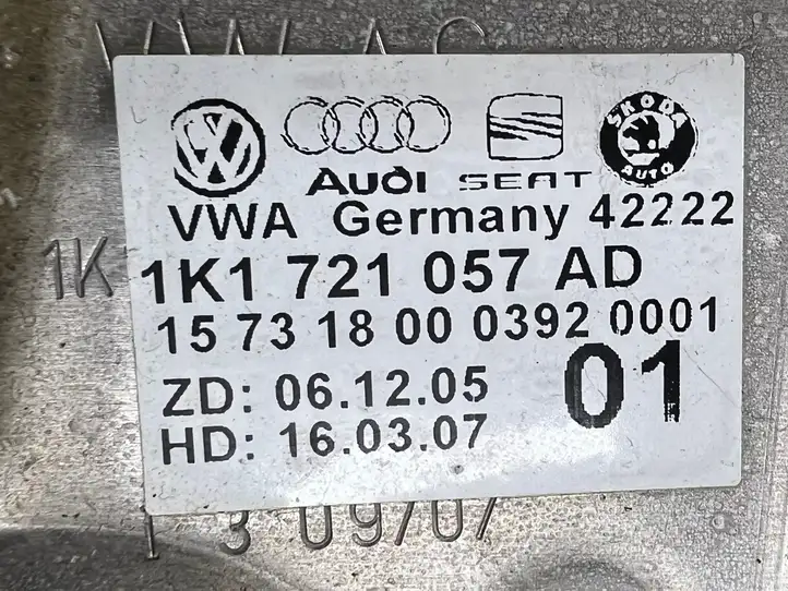 Volkswagen PASSAT B6 (2005 - 2010) 1K1721057AD Тормозная педаль — фото 5