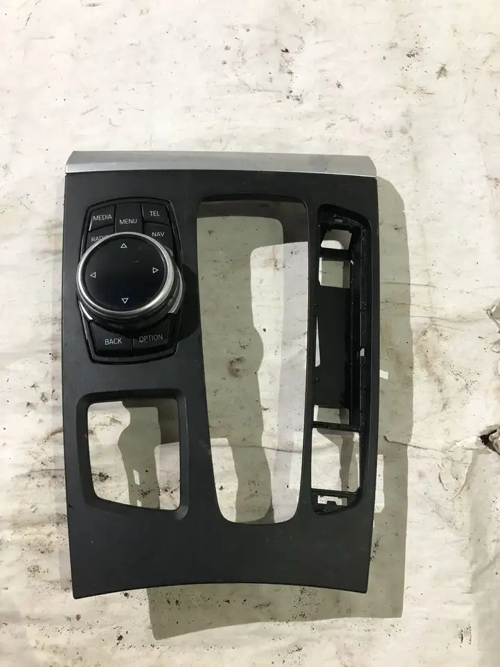BMW X5 F15 (2013 - 2017) 9320288 Контроллер мультимедийной системы — фото 1