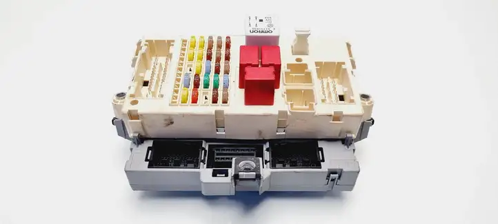 Fiat Bravo (2007 - 2014) 51761160 Блок предохранителей — фото 1
