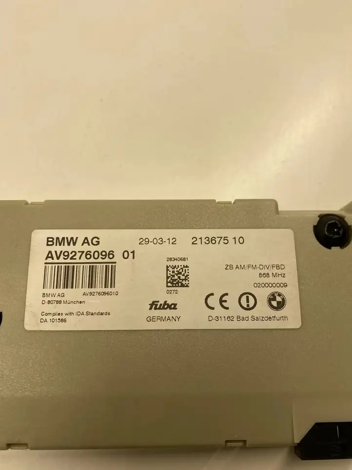 BMW 5 GT F07 (2010 - 2017) 21367510 Усилитель антенны — фото 3