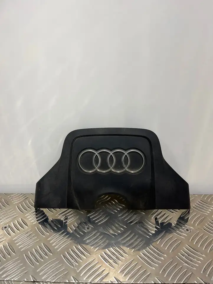 Audi Q5 SQ5 (2012 - 2017) 06E103926N Прочие детали моторного отсека — фото 1