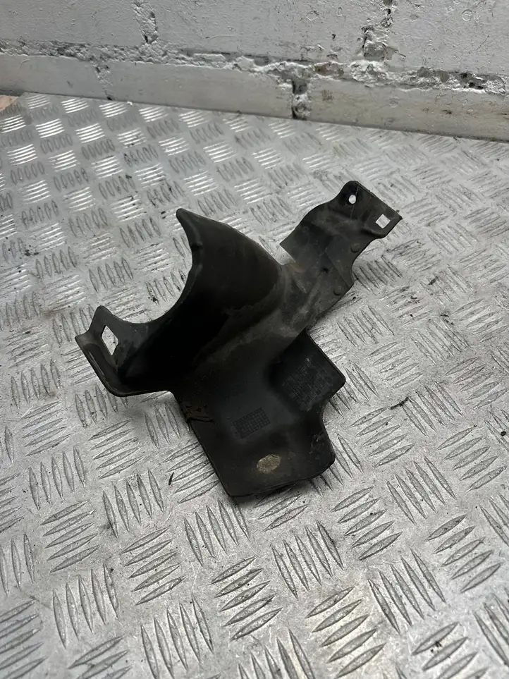BMW 3 F30 F35 F31 (2012 - 2018) 7274865 Защита днища передней части — фото 2