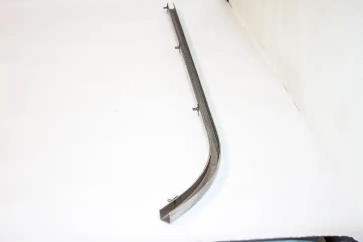 Mercedes-Benz Vito Viano W639 (2003 - 2010) a6397660137 Верхняя направляющая раздвижной двери — фото 6