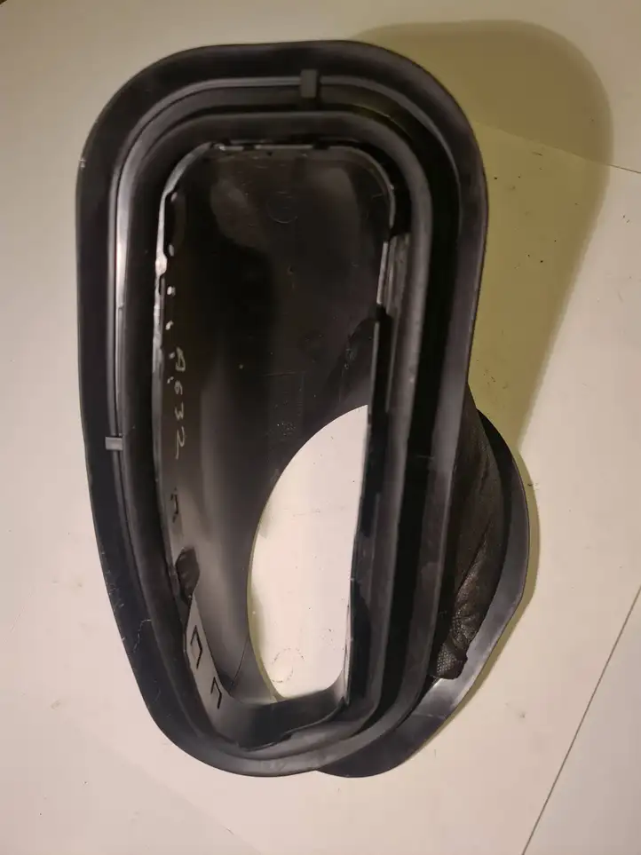 Opel Corsa F (2019 - ) 9826752180 Прочие детали салона — фото 3