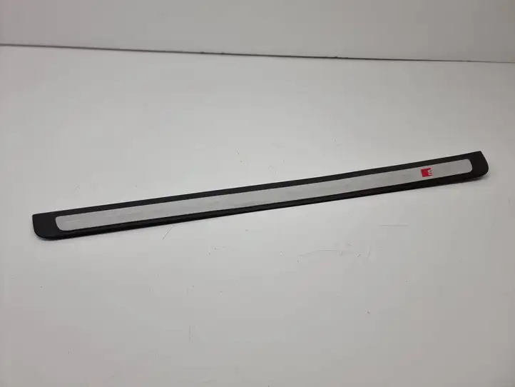 Audi S5 8T (2011 - 2016) 8T0853373 Внутренняя отделка переднего порога — фото 1