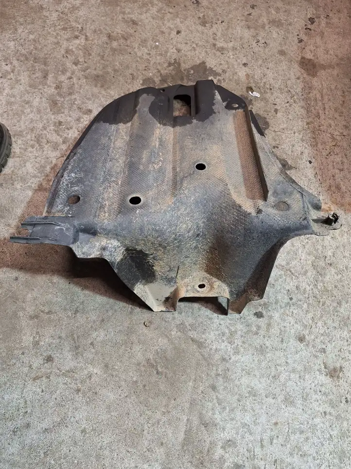 Toyota Avensis T250 (2006 - 2009) 5839805030 Защита заднего бампера — фото 3