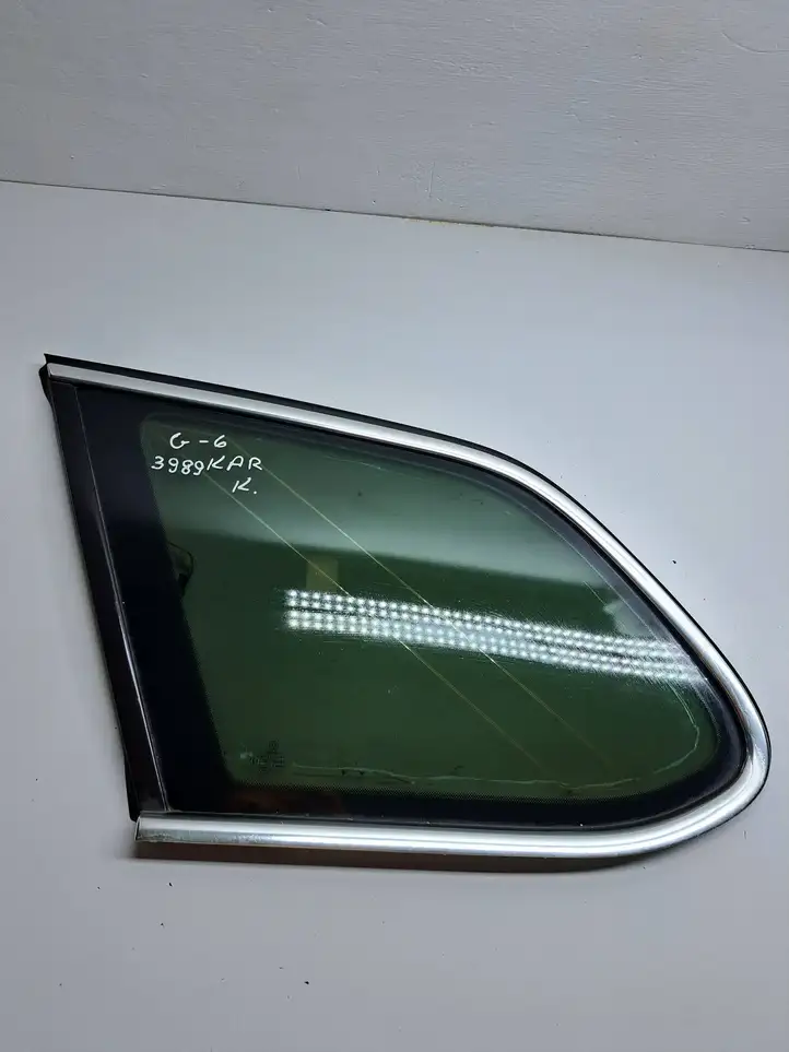 Volkswagen Golf VI (2009 - 2013) 43R004584 Заднее боковое стекло — фото 1