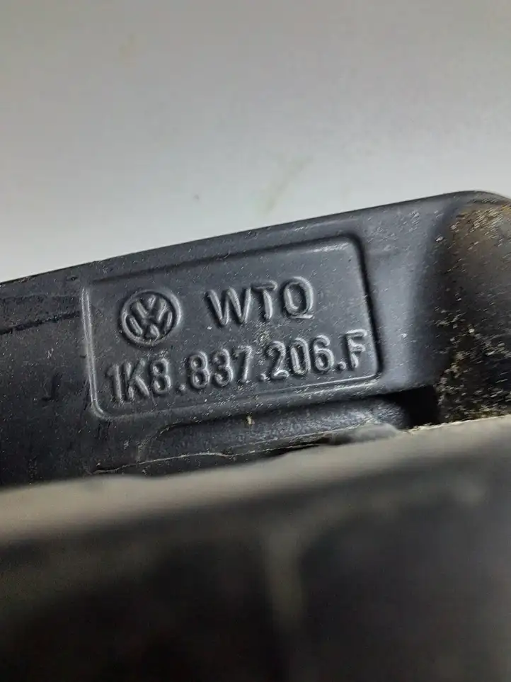 Volkswagen Golf VI (2009 - 2013) 1K8837206F Наружная ручка двери — фото 3
