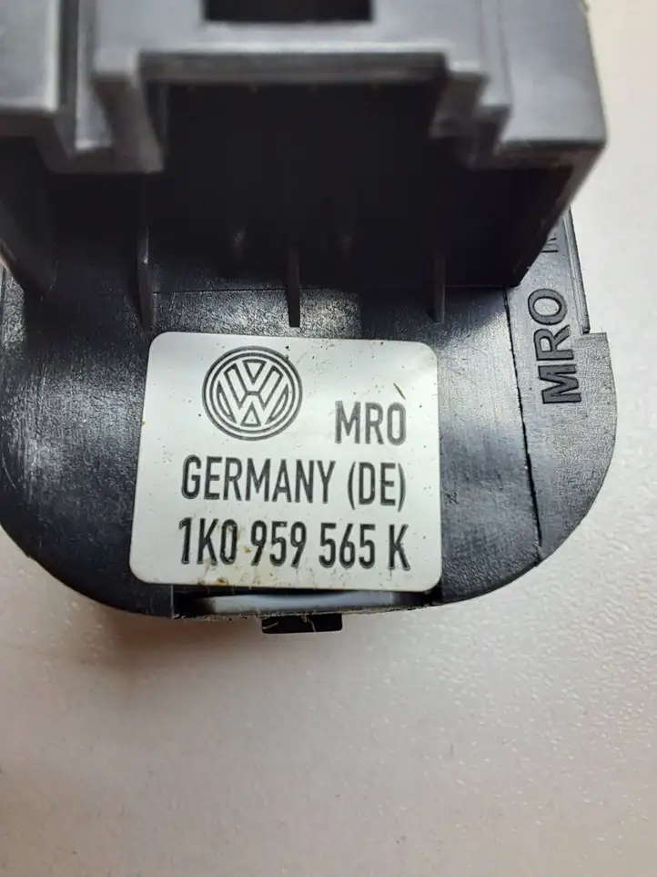Volkswagen PASSAT B6 (2005 - 2010) 1K0959565K Включатель зеркал — фото 3
