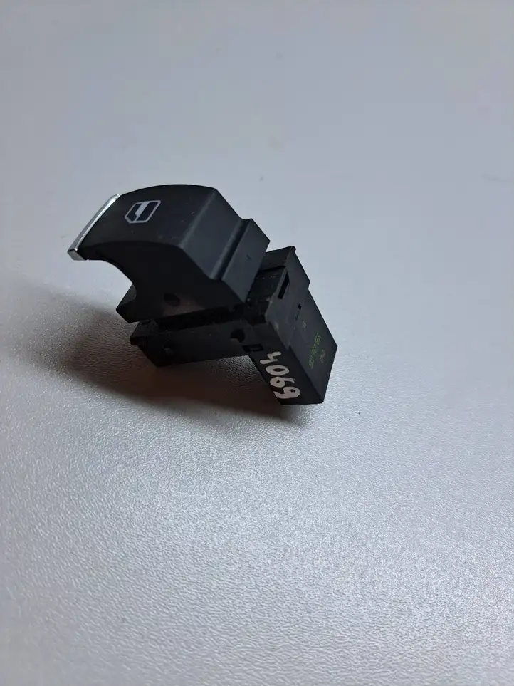 Volkswagen Golf VI (2009 - 2013) 5K0959855 Кнопка стеклоподъемников — фото 2