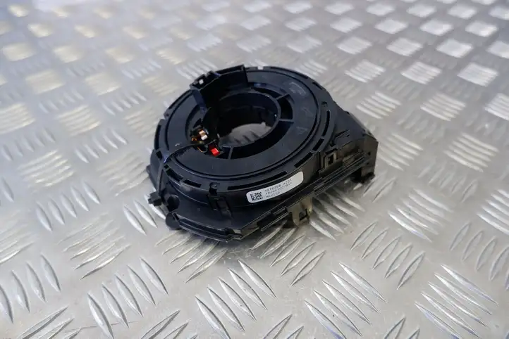 BMW X1 F48 F49 (2015 - 2022) 4216268 Контактное кольцо SRS — фото 1