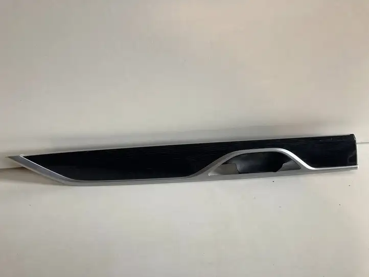 BMW 7 G11 G12 (2015 - 2022) 785183303 Прочая отделка задней двери — фото 1