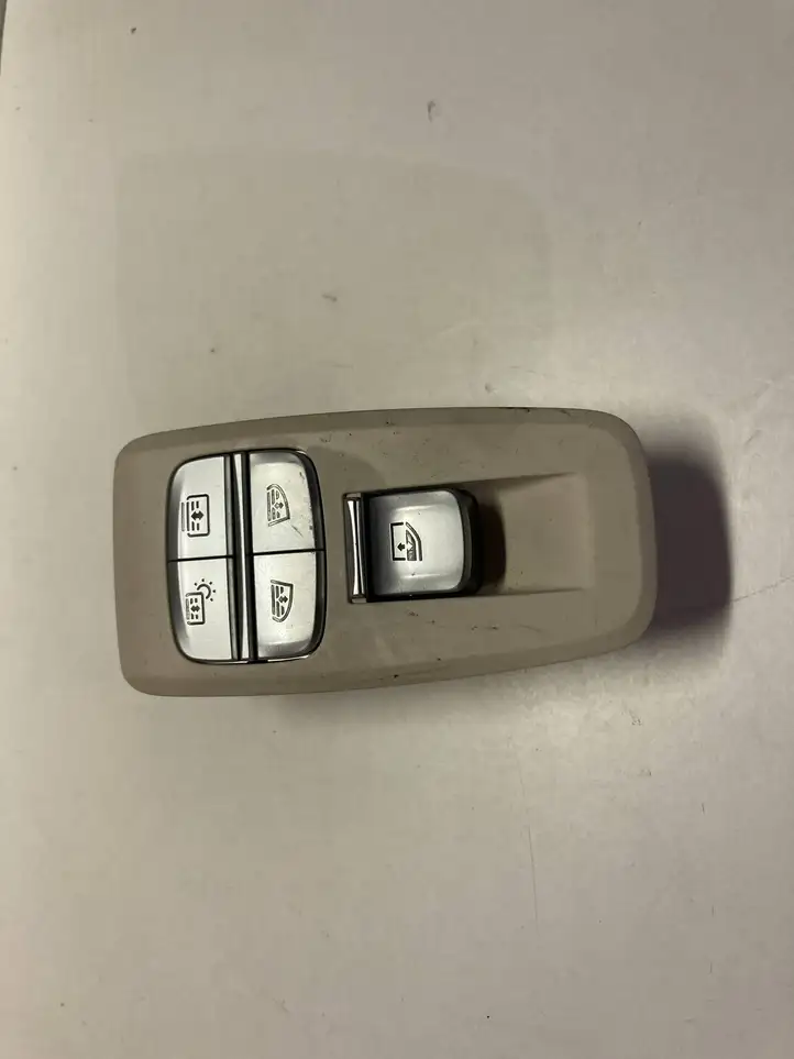 BMW 7 G11 G12 (2015 - 2022) 9382506 Блок кнопок стеклоподъемников — фото 1