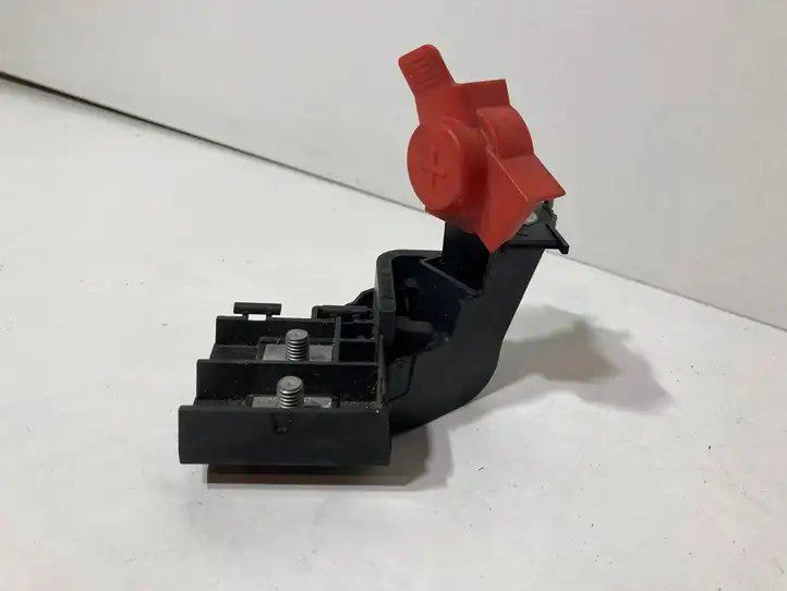 BMW X5 F15 (2013 - 2017)  9367807 Узел подключения плюсовых проводов