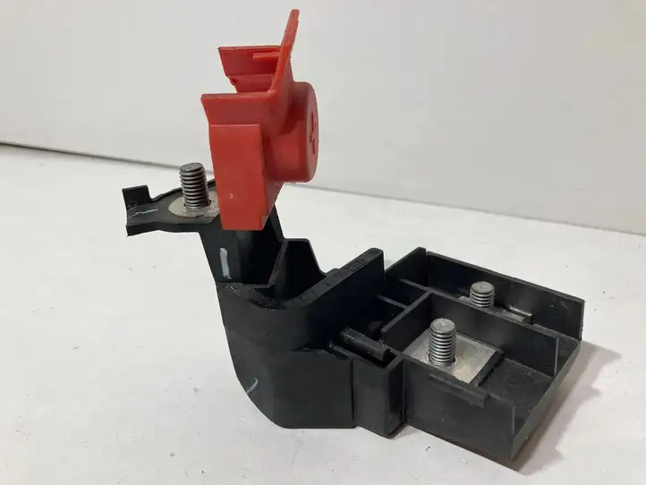 BMW X5 F15 (2013 - 2017)  9367807 Узел подключения плюсовых проводов