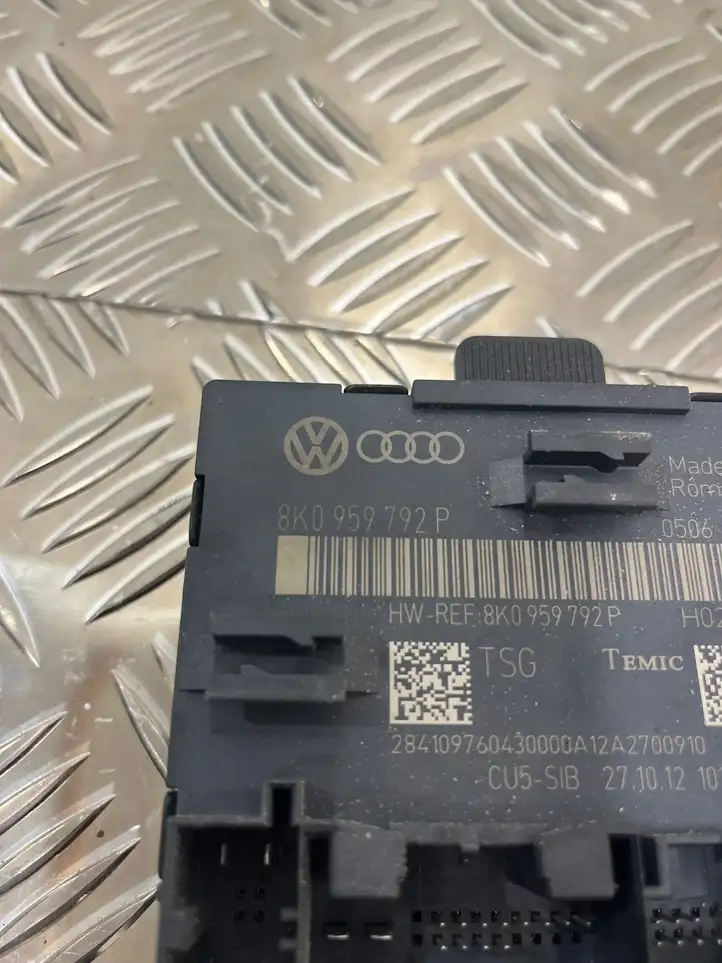 Audi Q5 SQ5 (2012 - 2017) 8K0959792P Блок управления дверью — фото 3