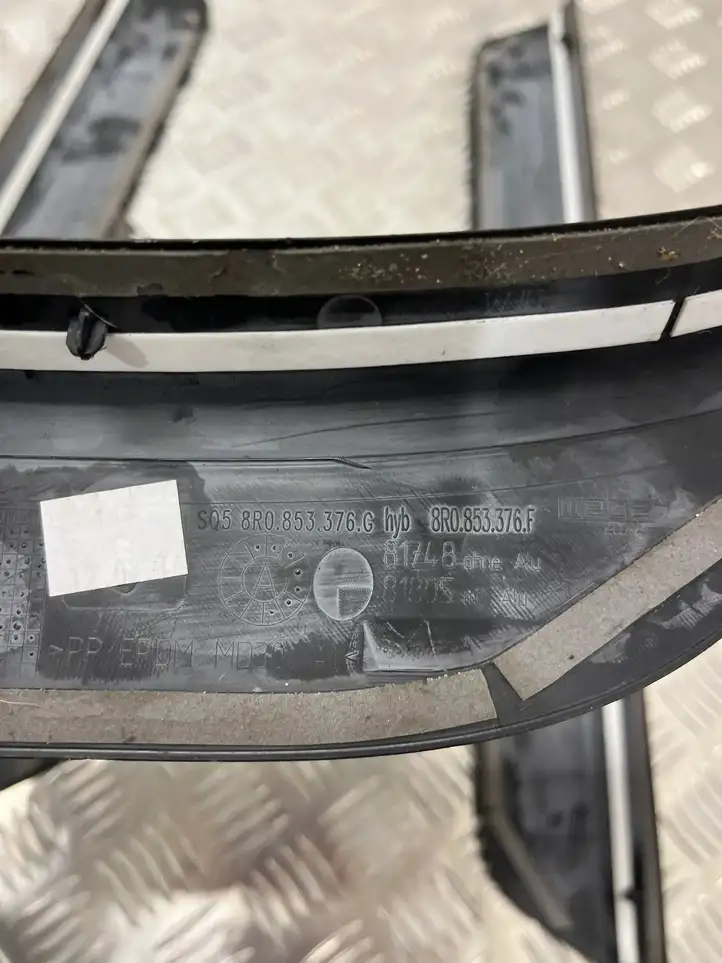 Audi Q5 SQ5 (2012 - 2017) 8R0853374G Внутренняя отделка переднего порога — фото 9